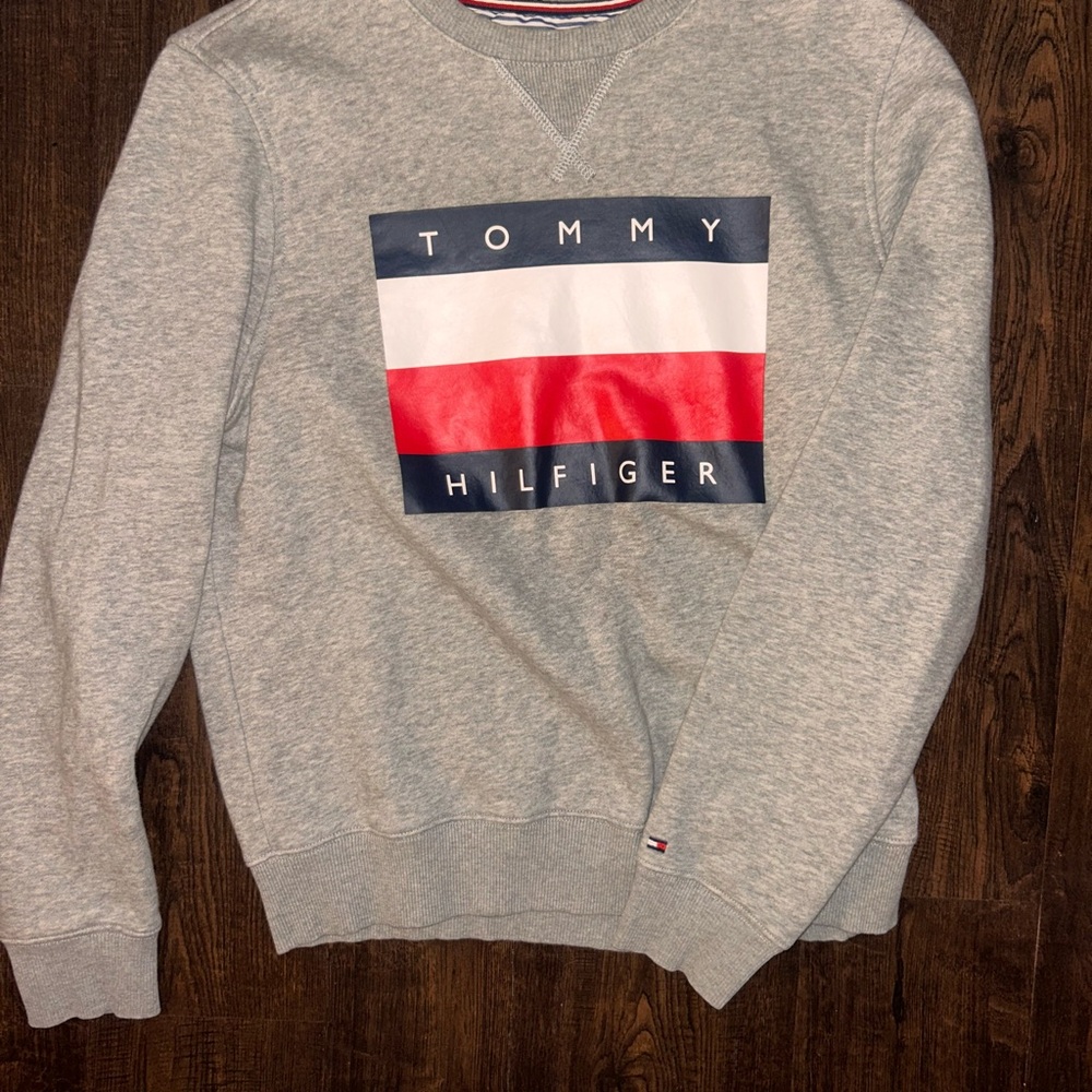 Tommy Hilfiger Gray Crewneck Sweater with Logo